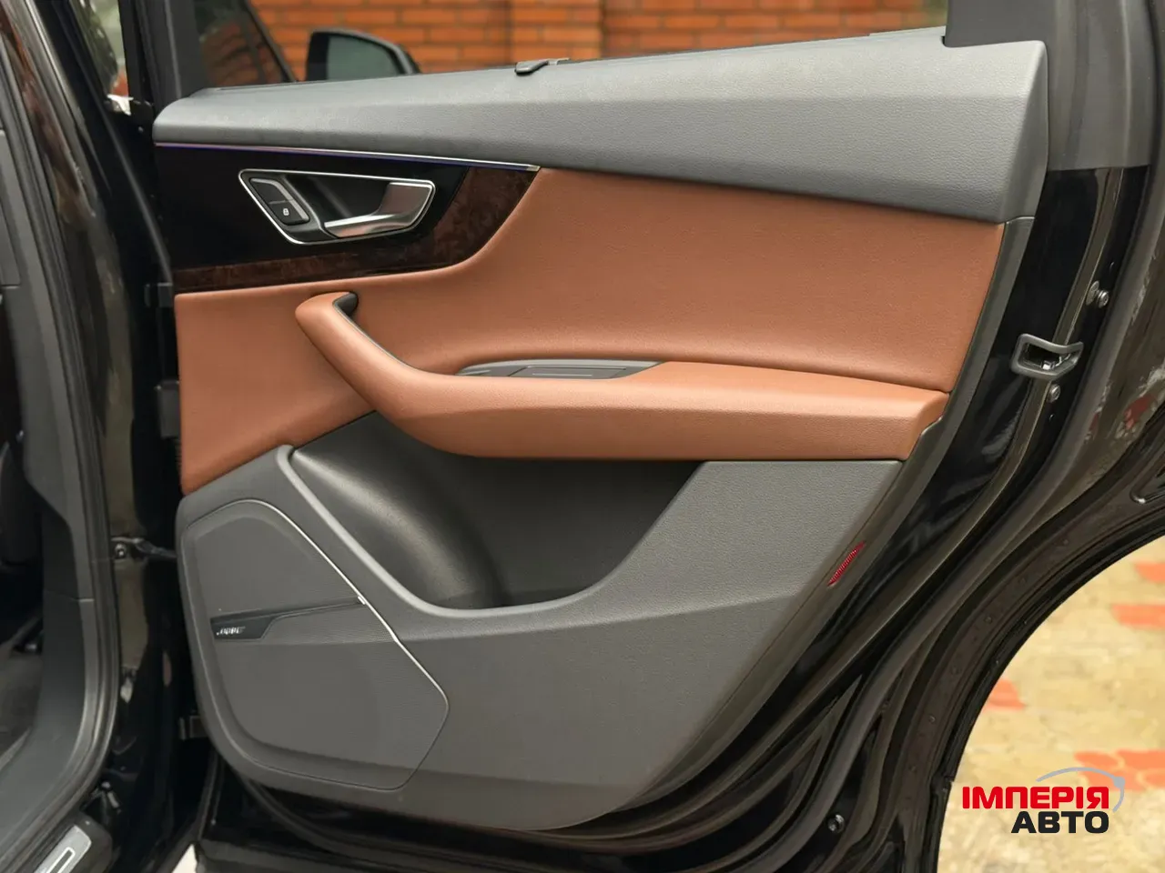 Audi Q7 - фото 55