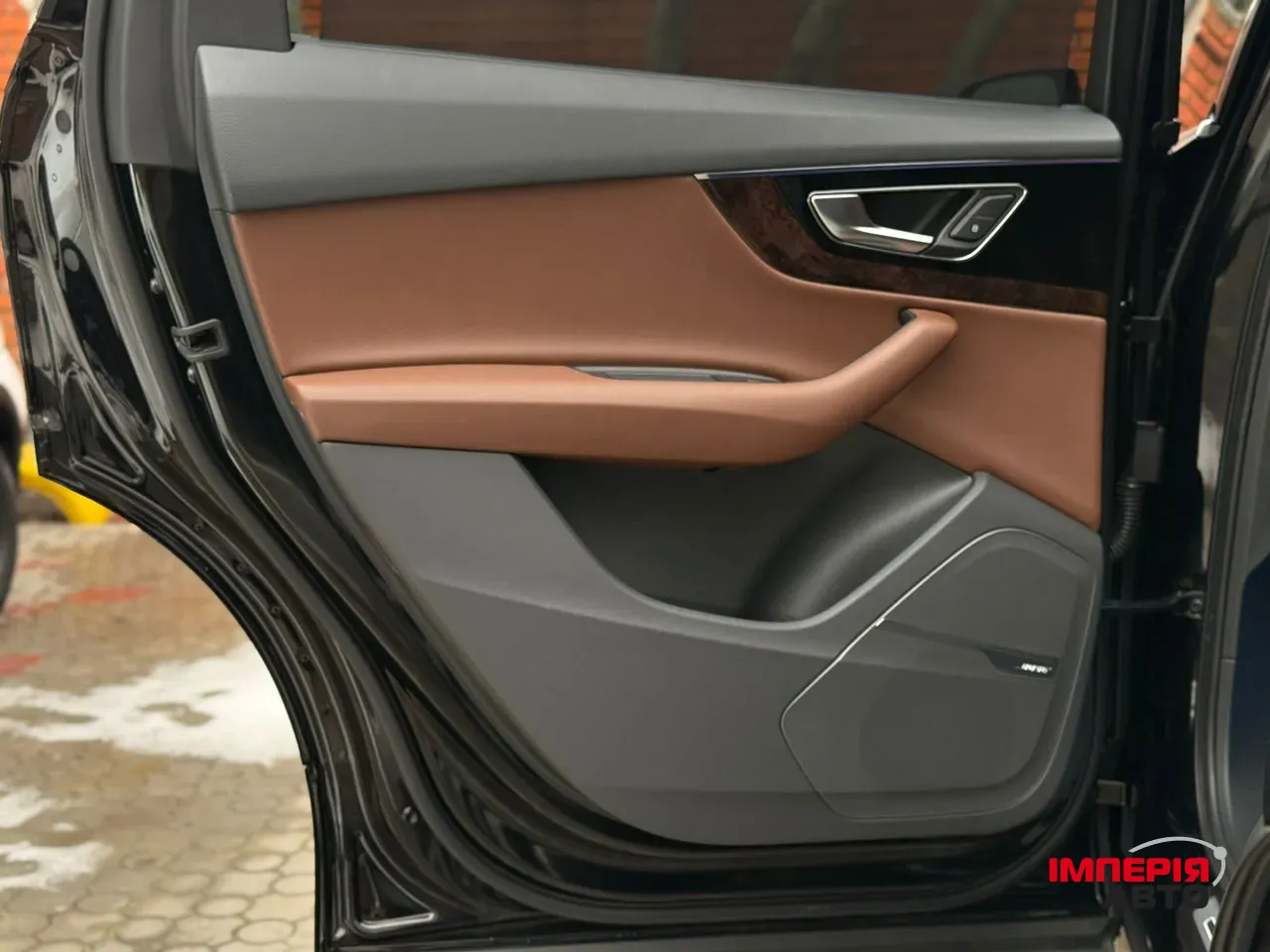 Audi Q7 - фото 46