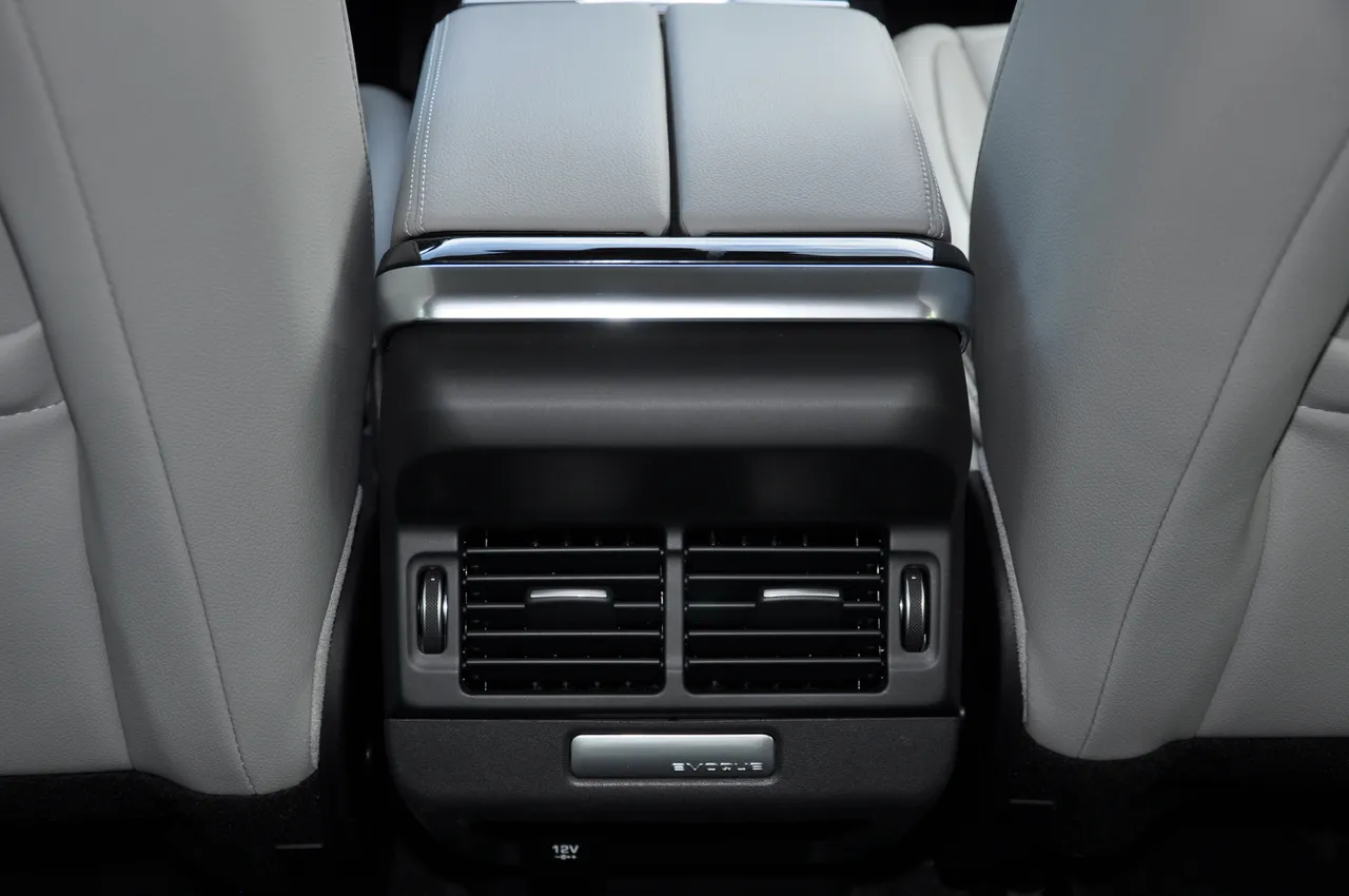 Land Rover Range Rover Evoque - фото 17
