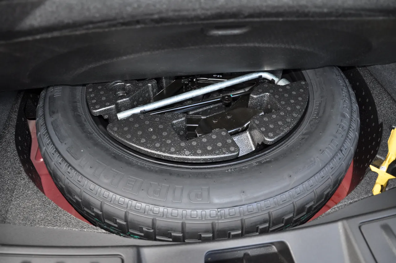 Land Rover Range Rover Evoque - фото 35