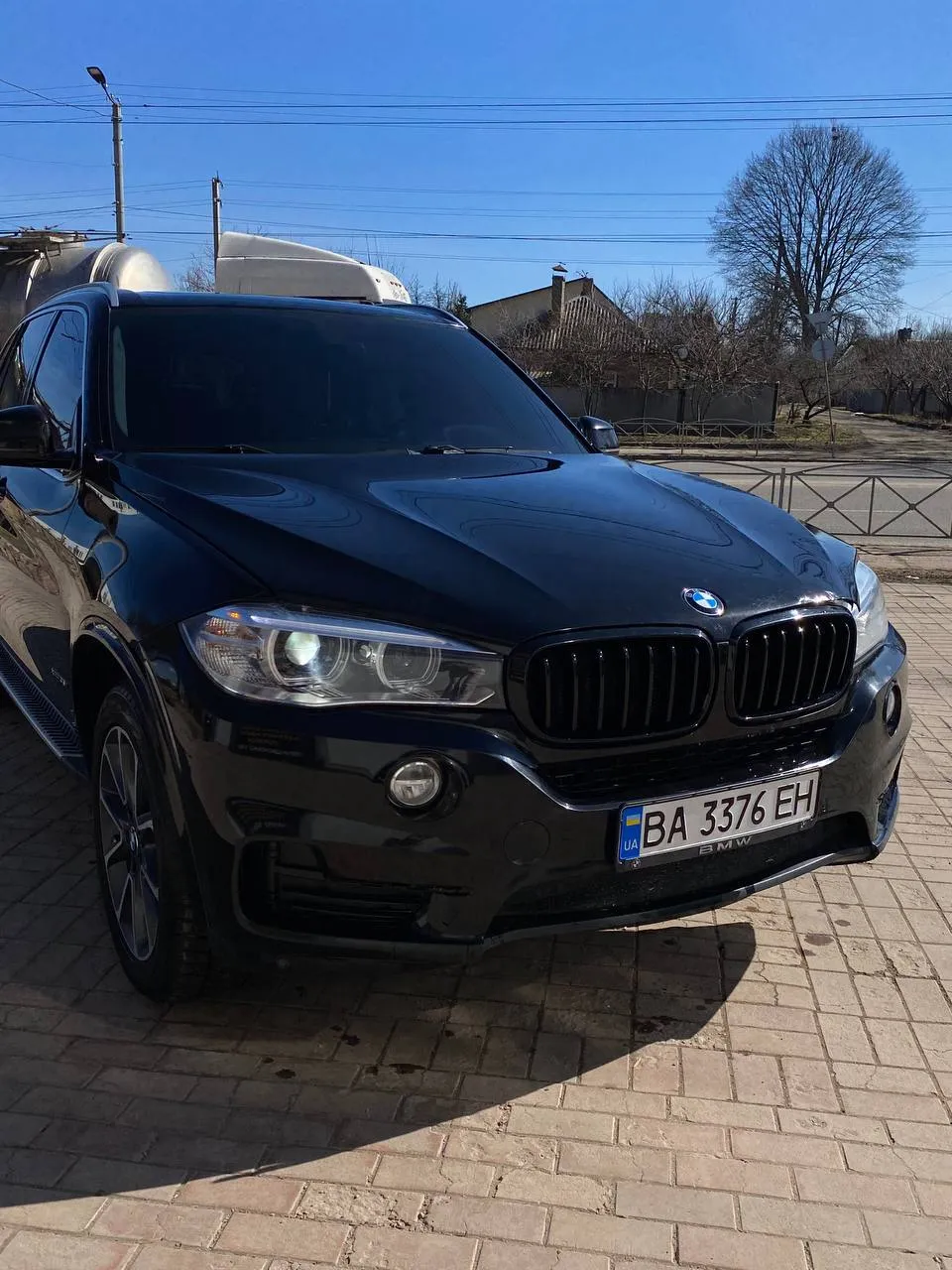BMW X5 - фото 2