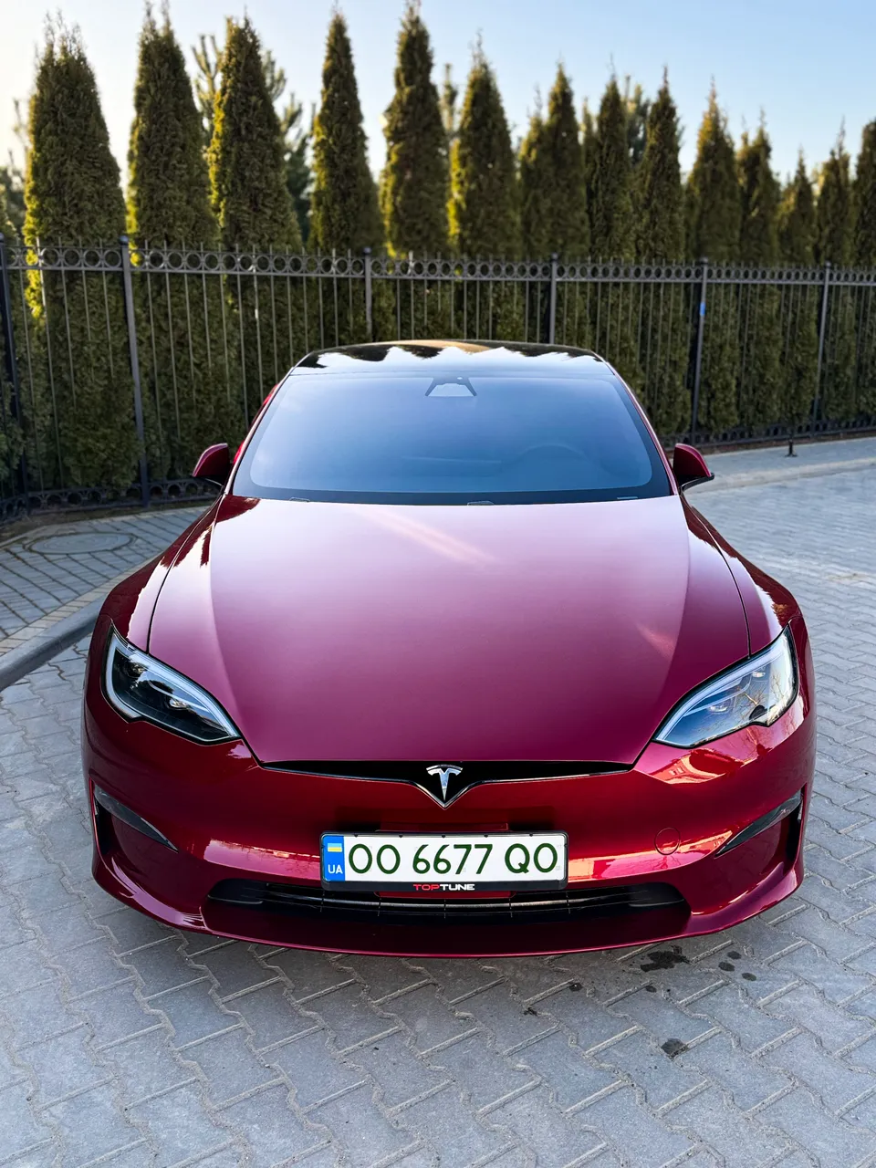 Tesla Model S - фото 4