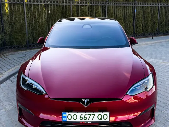Tesla Model S - фото 4