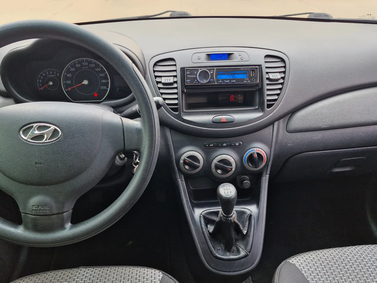 Hyundai i10 - фото 11