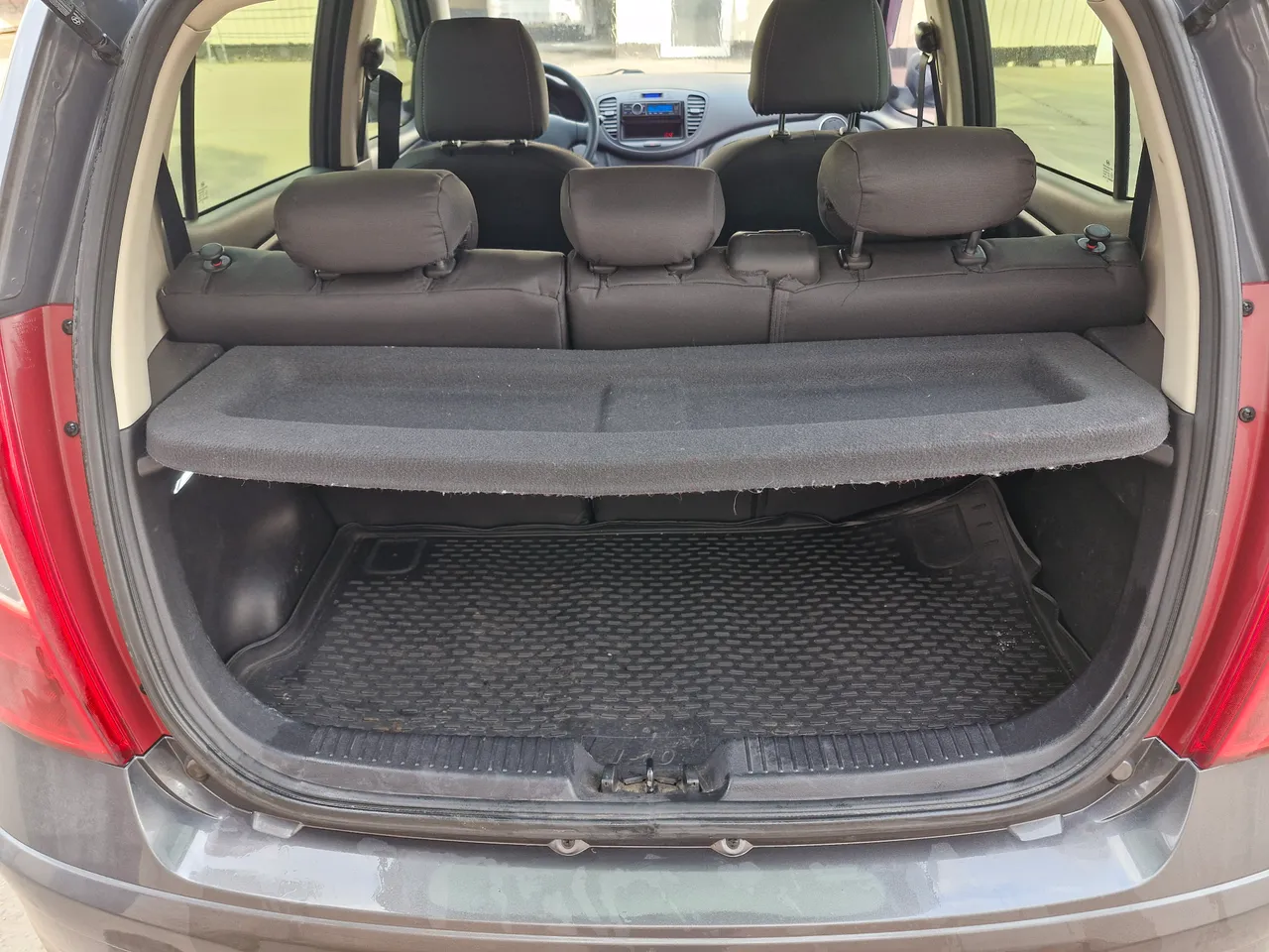 Hyundai i10 - фото 14