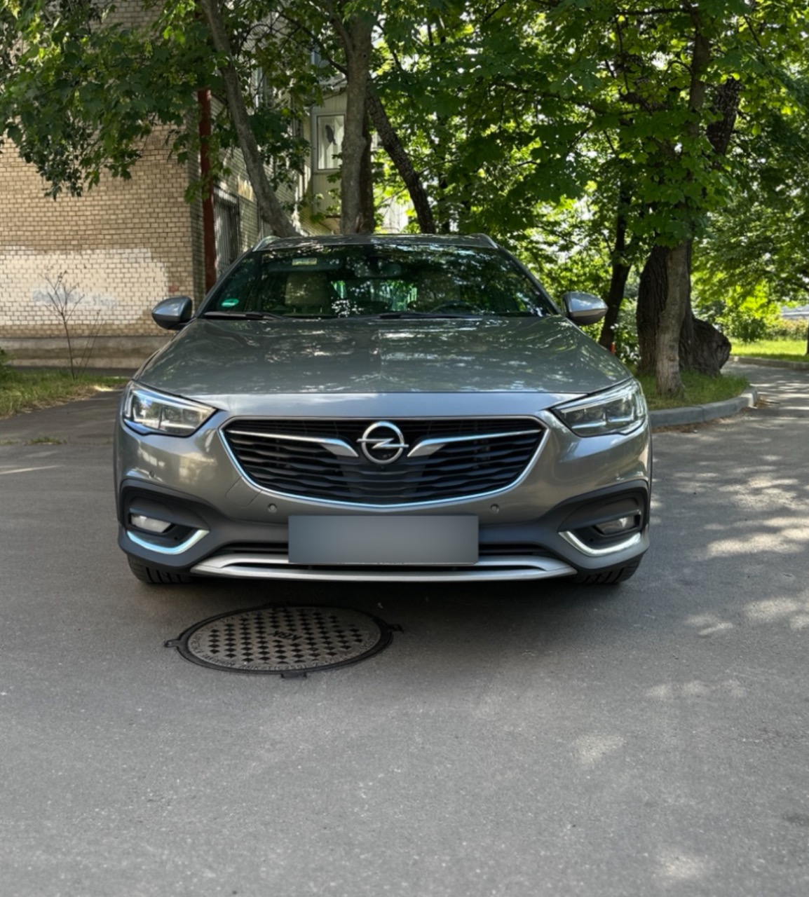 Opel Insignia - фото 1