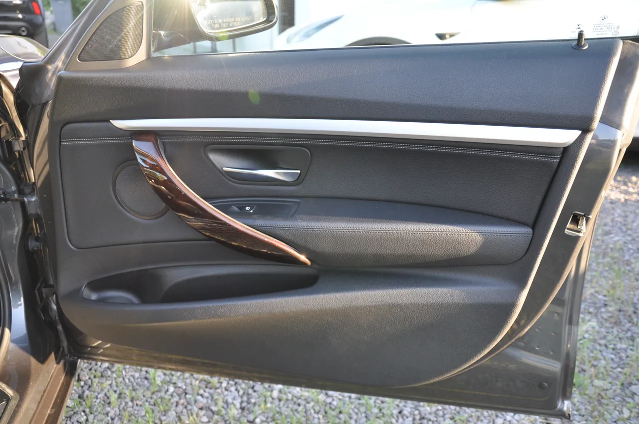 BMW 3 серії - фото 23