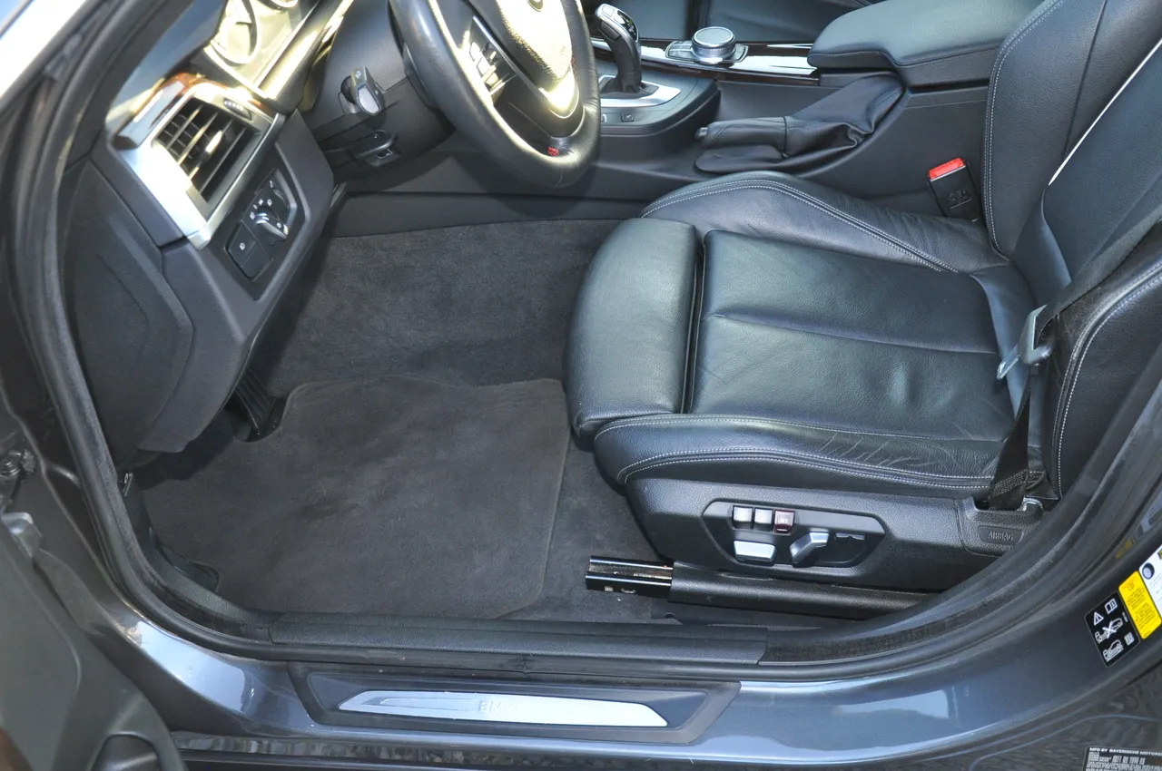 BMW 3 серії - фото 13