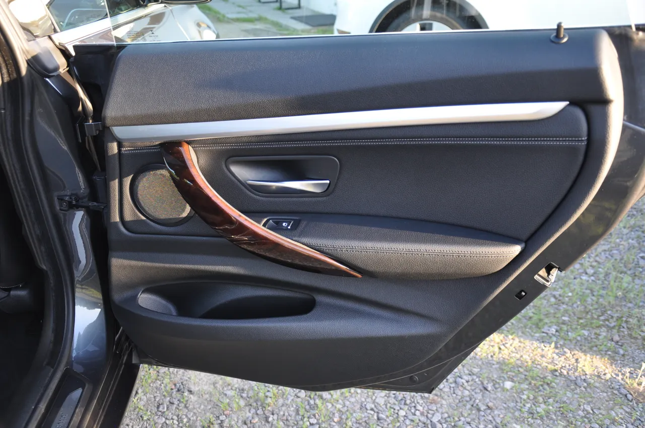 BMW 3 серії - фото 20