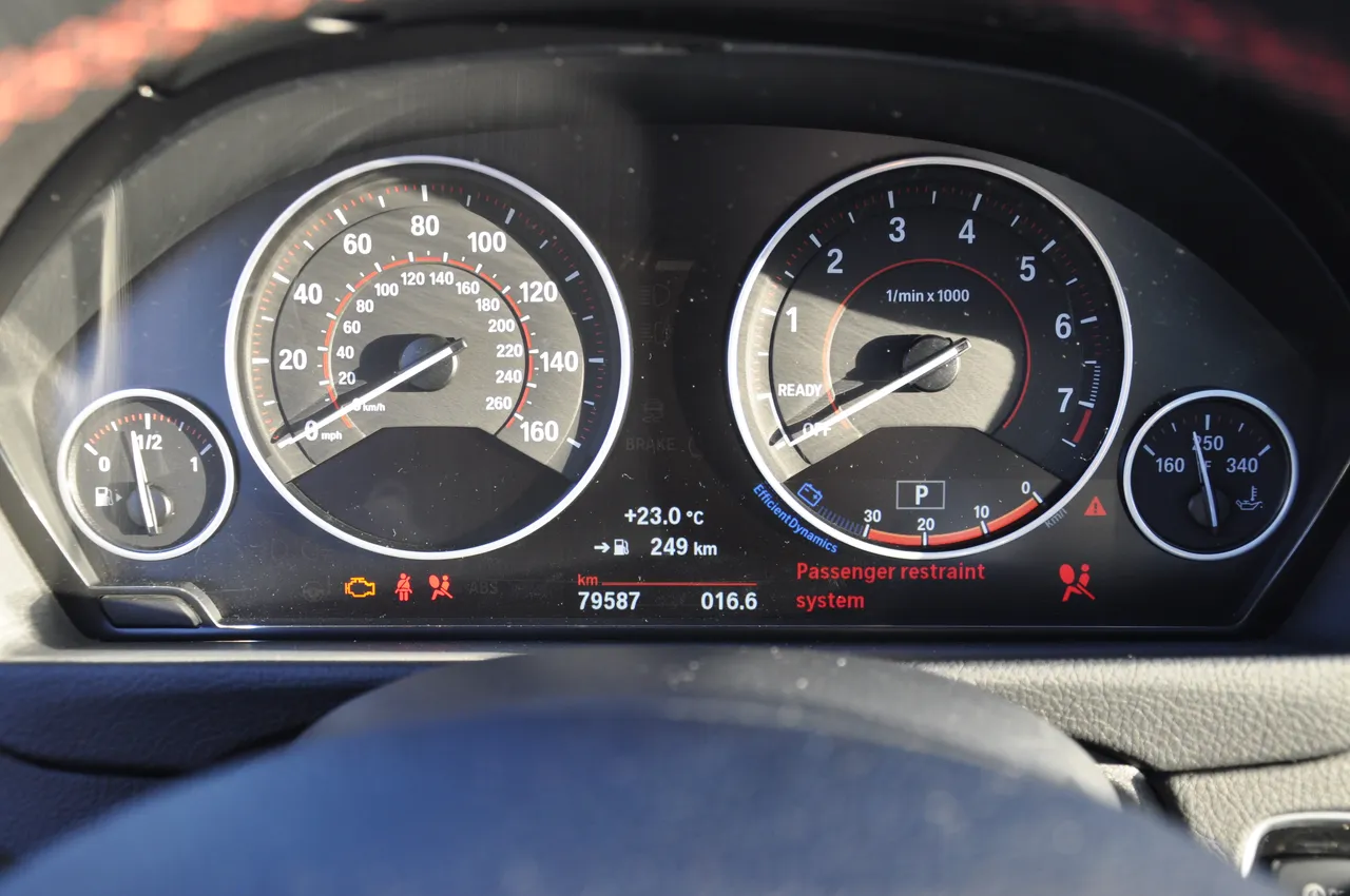 BMW 3 серії - фото 27