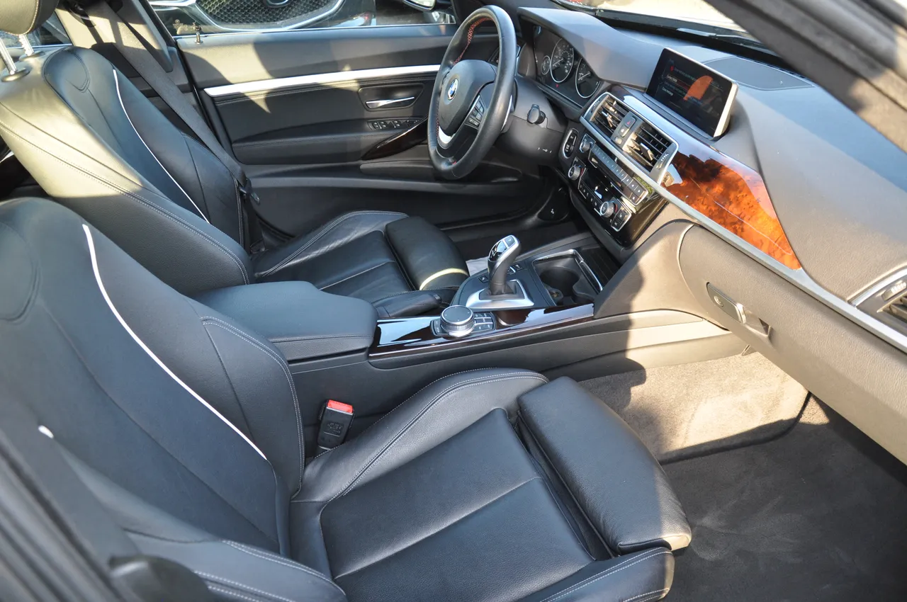 BMW 3 серії - фото 21