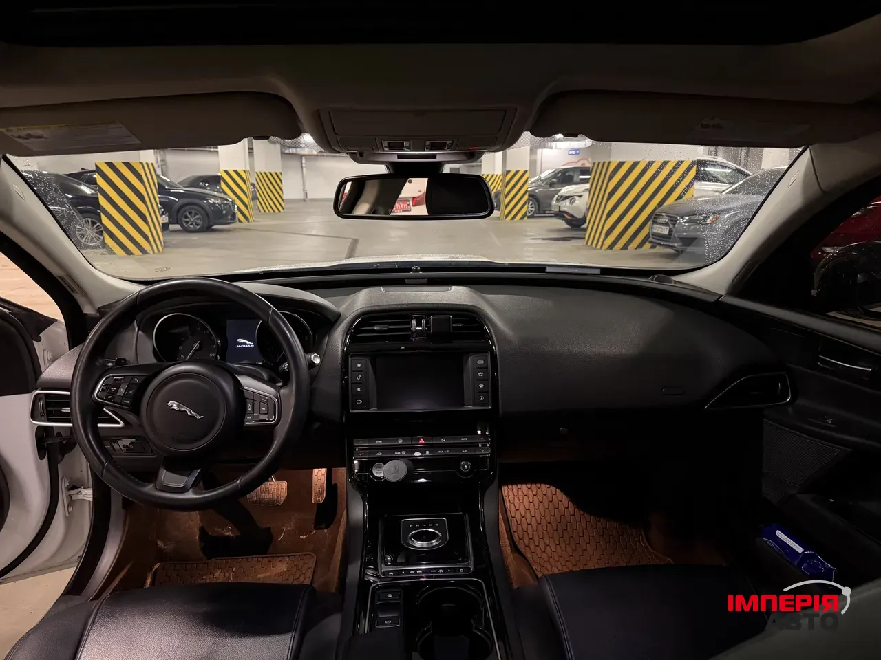 Jaguar XE - фото 29