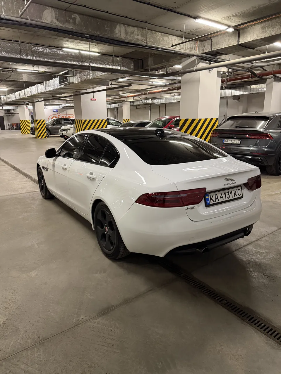 Jaguar XE - фото 38