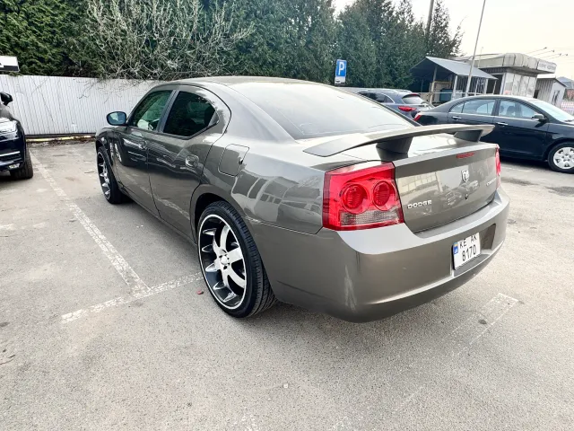 Dodge Charger - фото 4