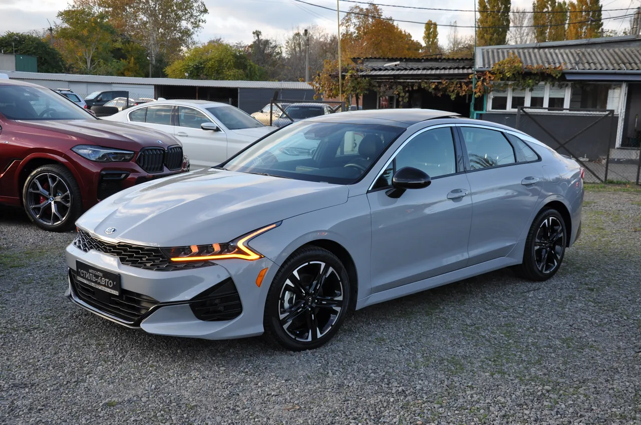 Kia K5 - фото 2