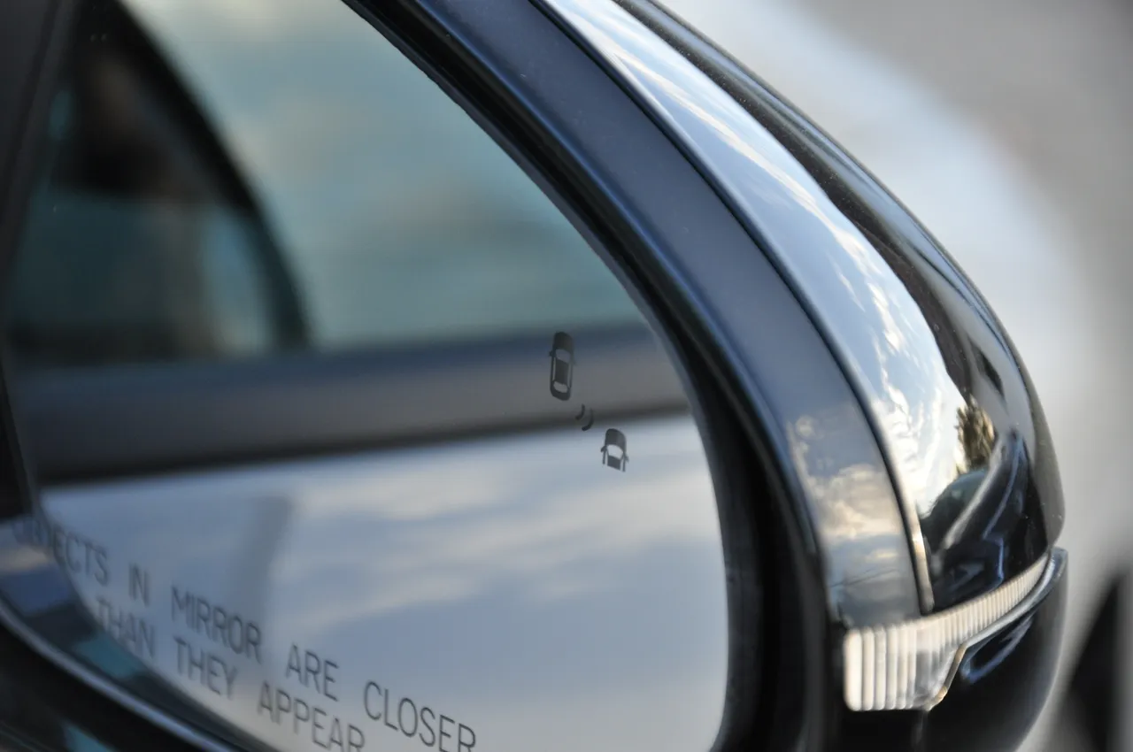 Kia K5 - фото 13