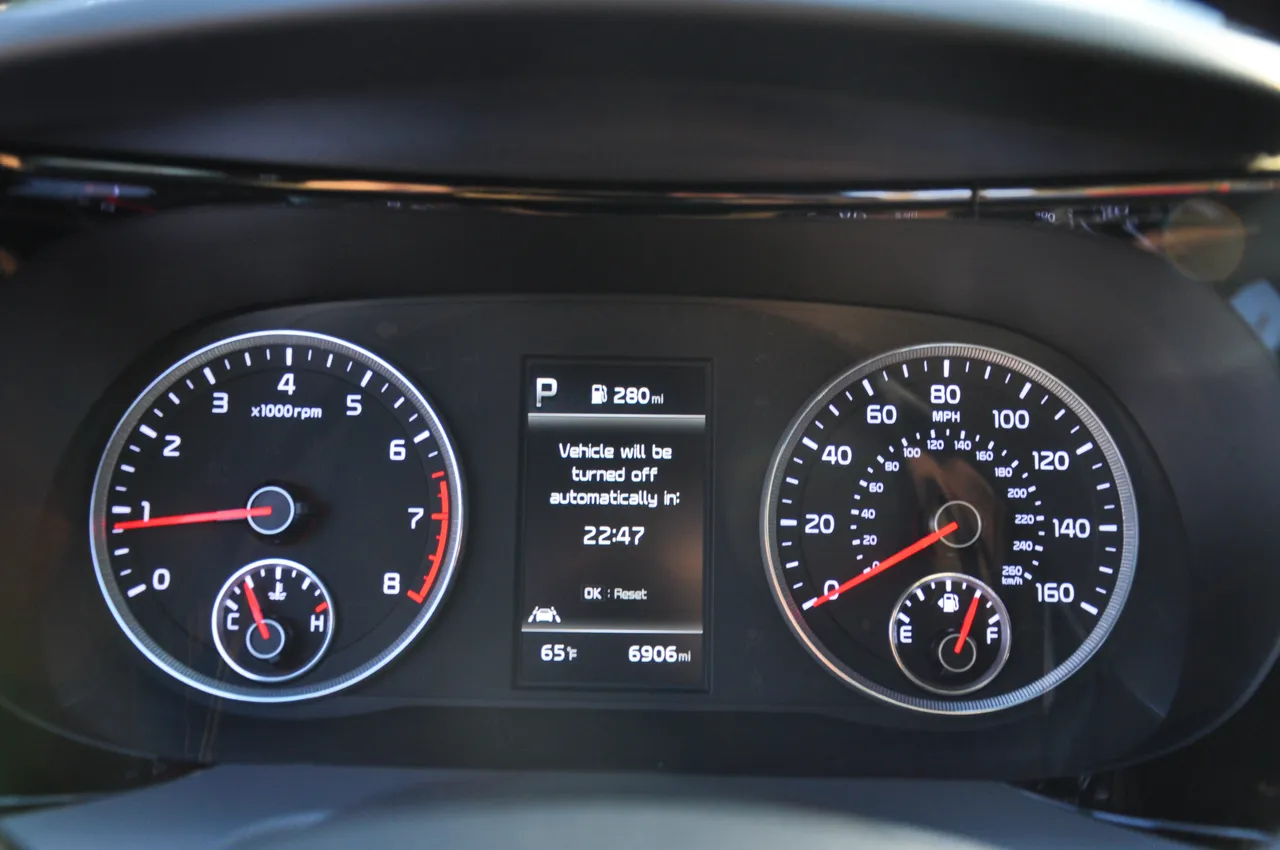 Kia K5 - фото 17