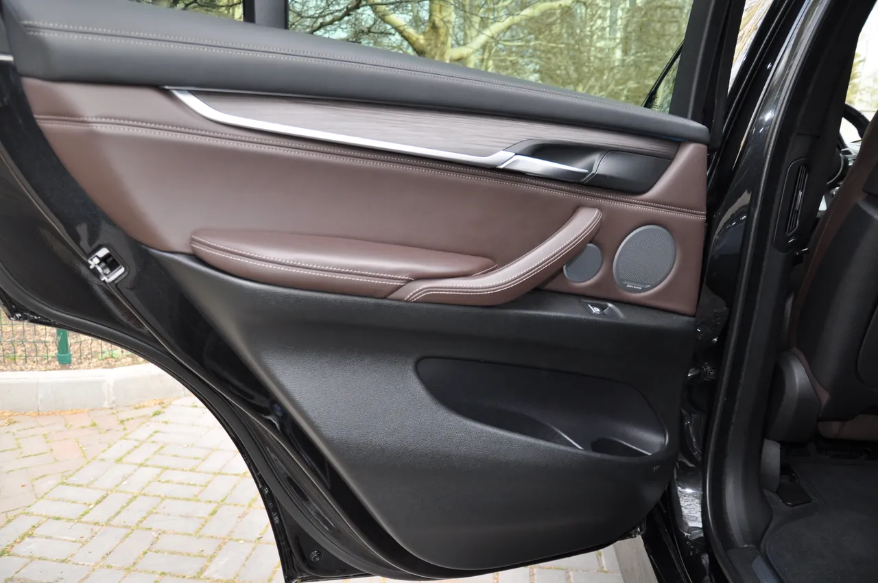 BMW X5 - фото 30