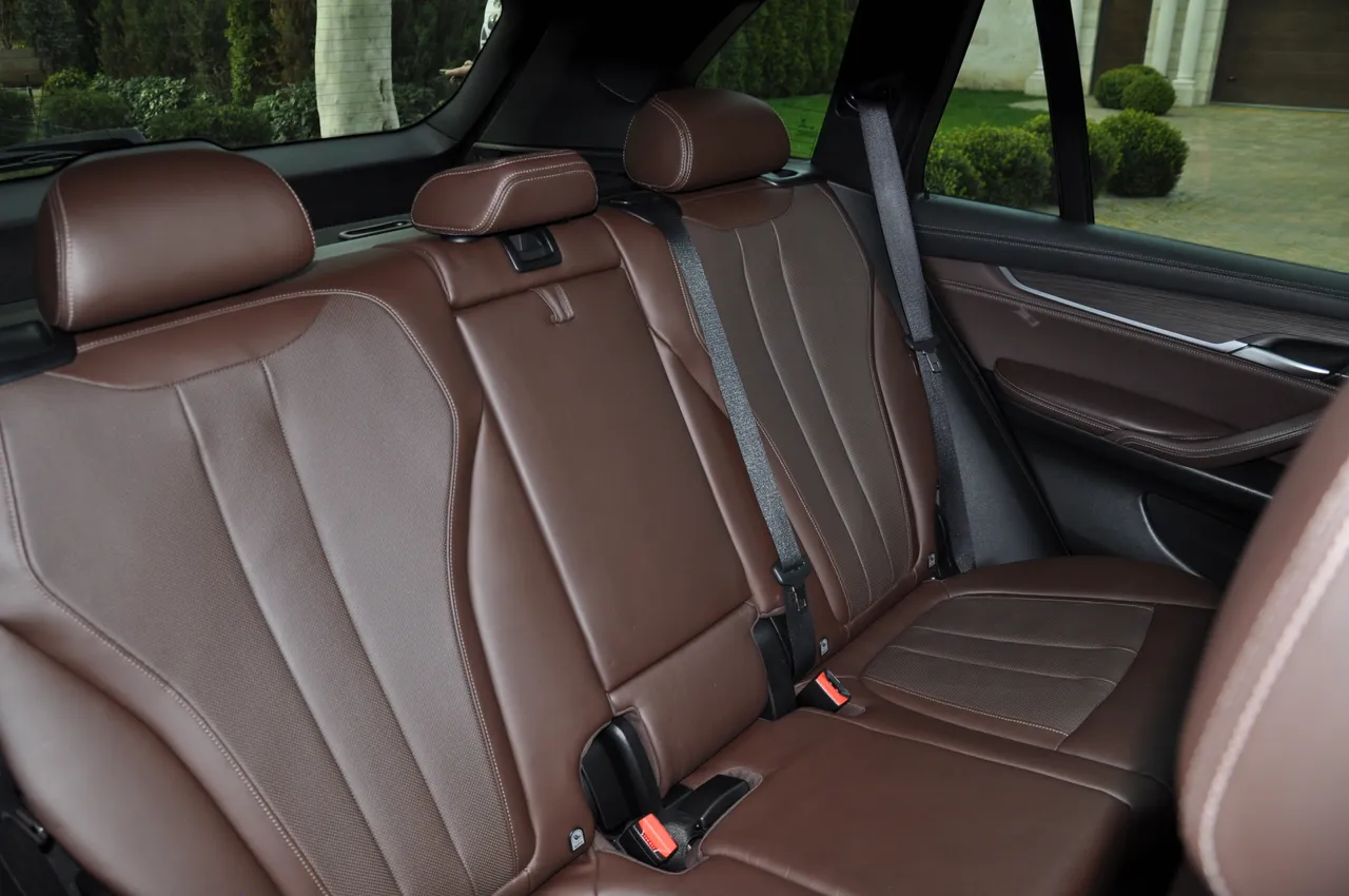BMW X5 - фото 35