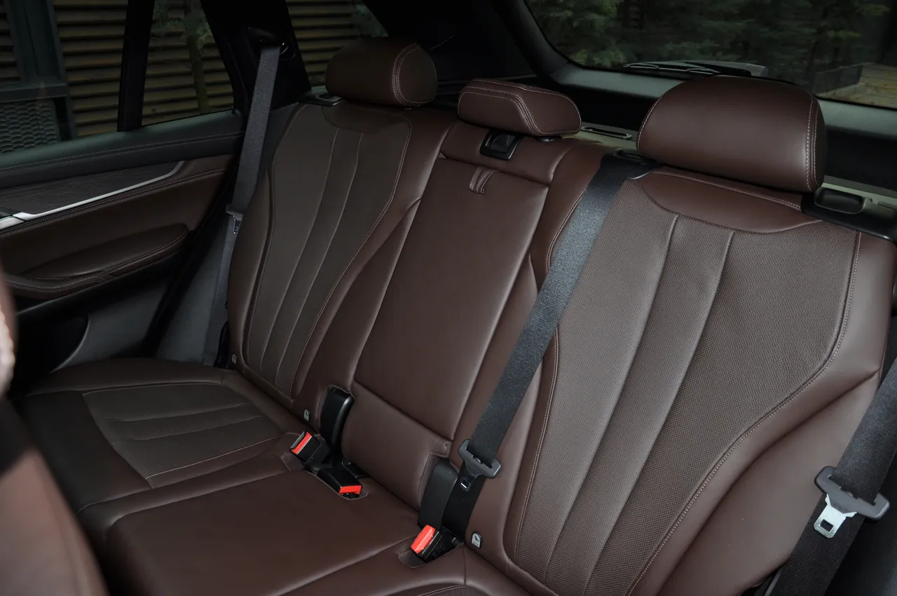 BMW X5 - фото 31