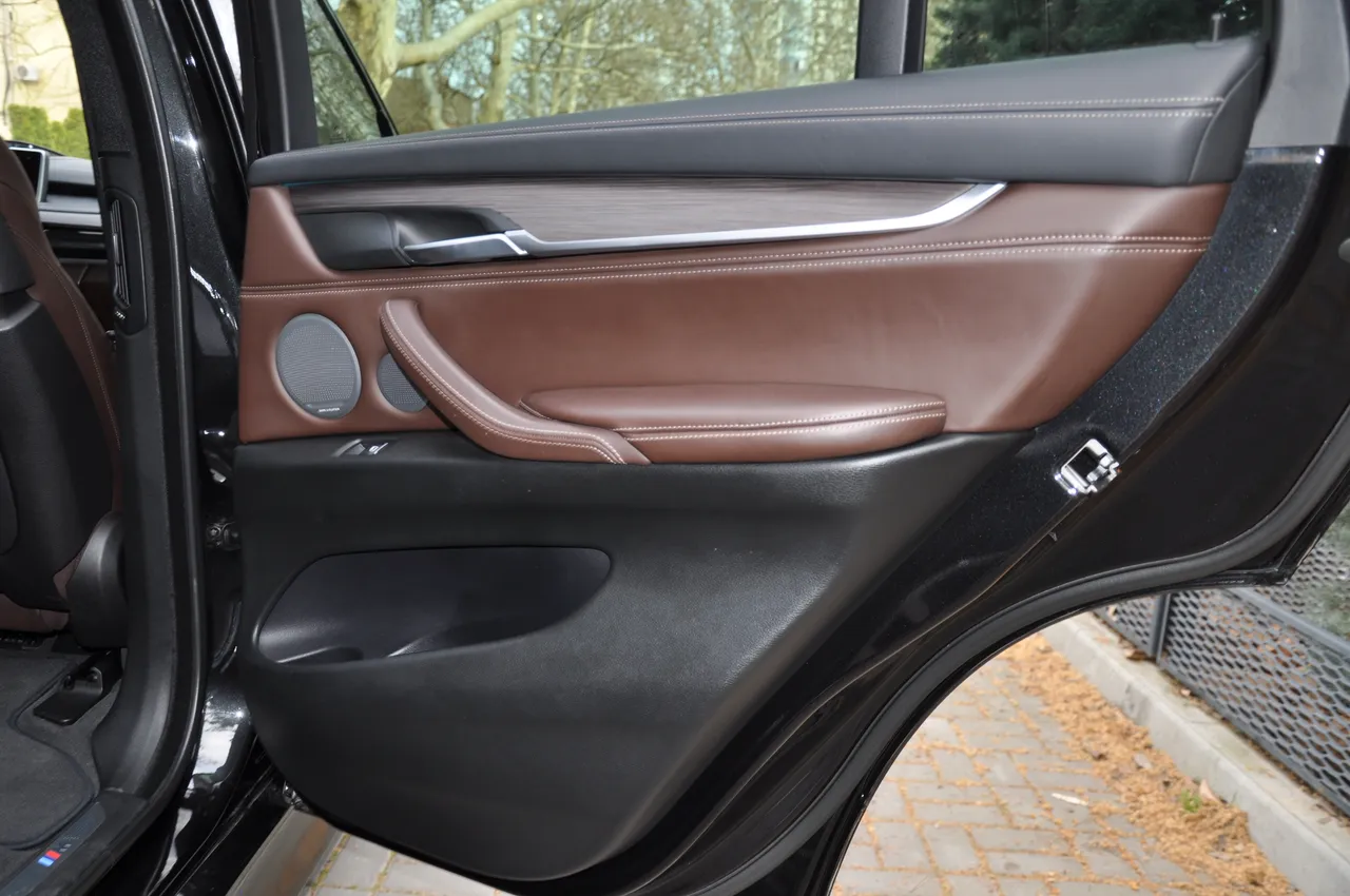 BMW X5 - фото 36