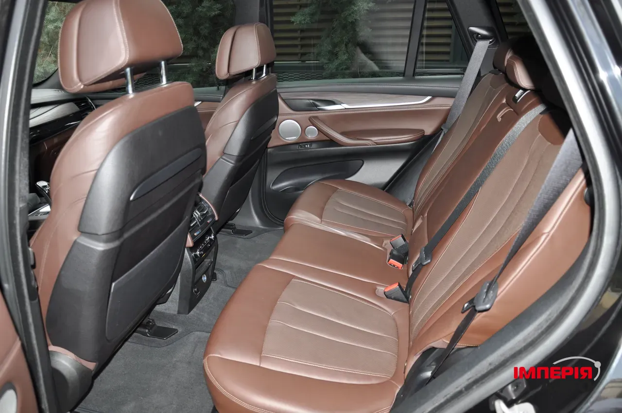 BMW X5 - фото 26