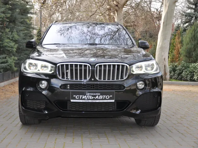 BMW X5 - фото 3