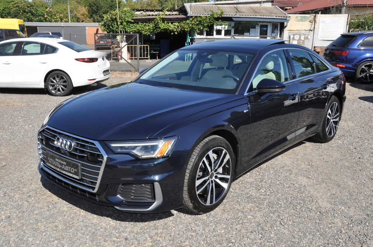 Audi A6 - фото 8