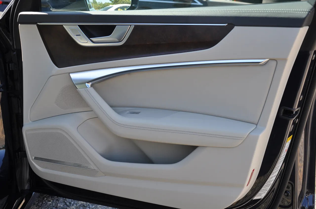 Audi A6 - фото 41