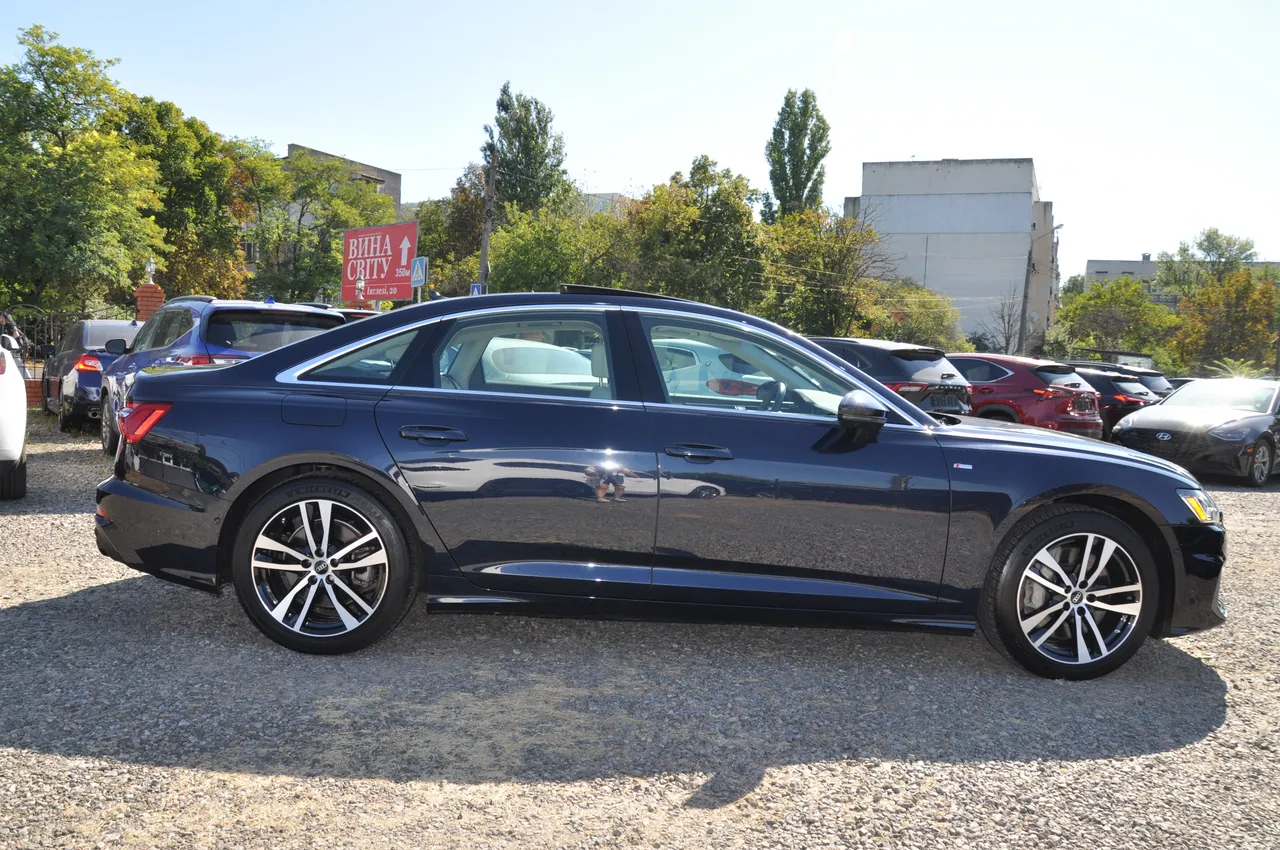 Audi A6 - фото 14