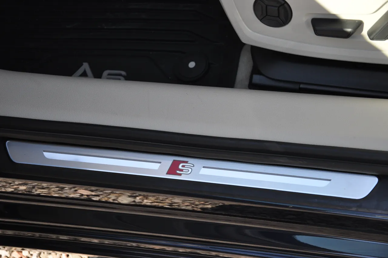 Audi A6 - фото 23