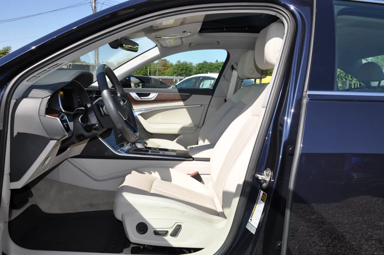 Audi A6 - фото 17