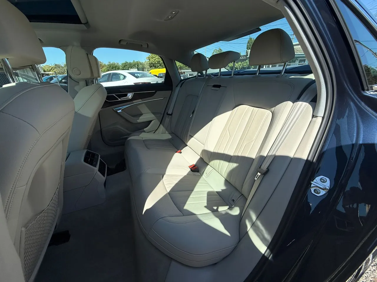 Audi A6 - фото 51