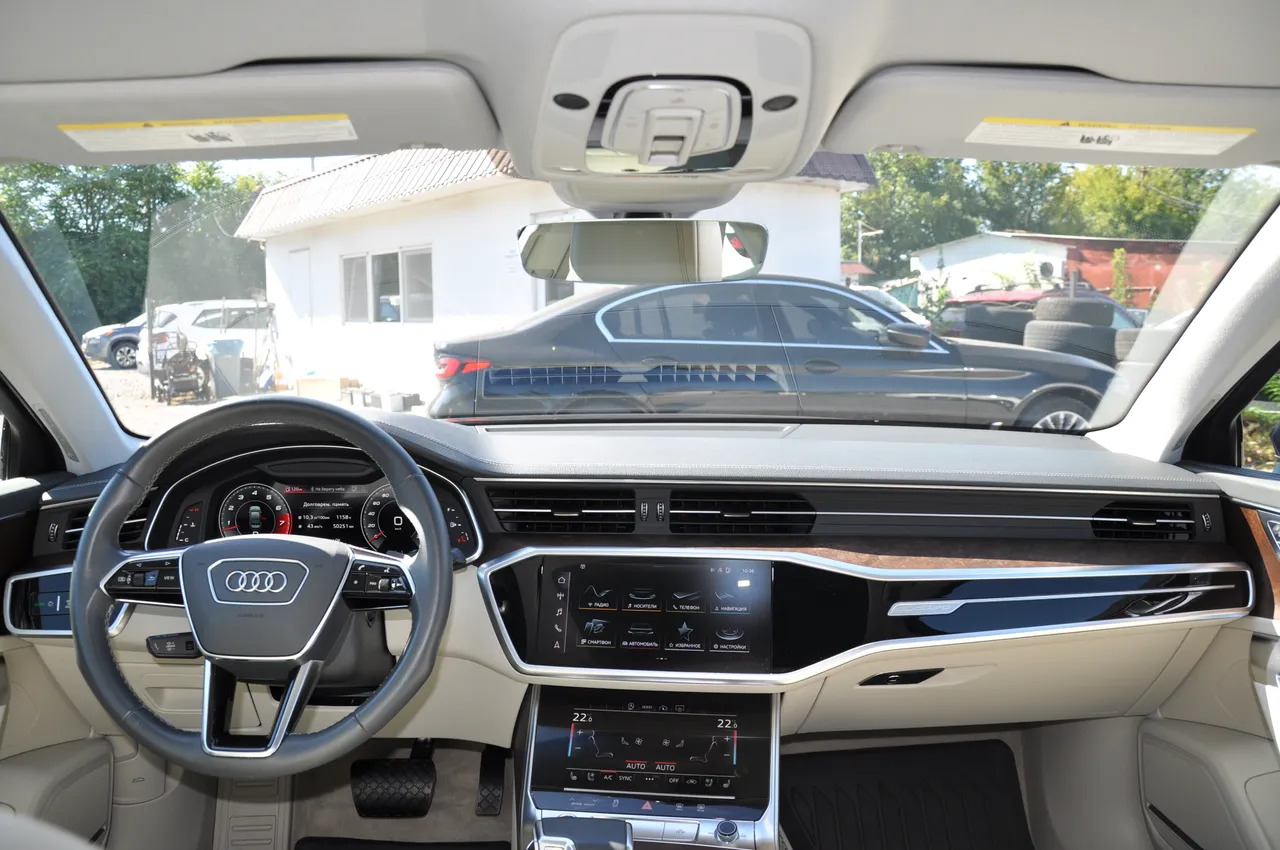 Audi A6 - фото 29
