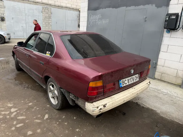 BMW 5 серії - фото 2