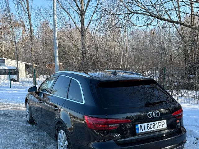 Audi A4 - фото 4