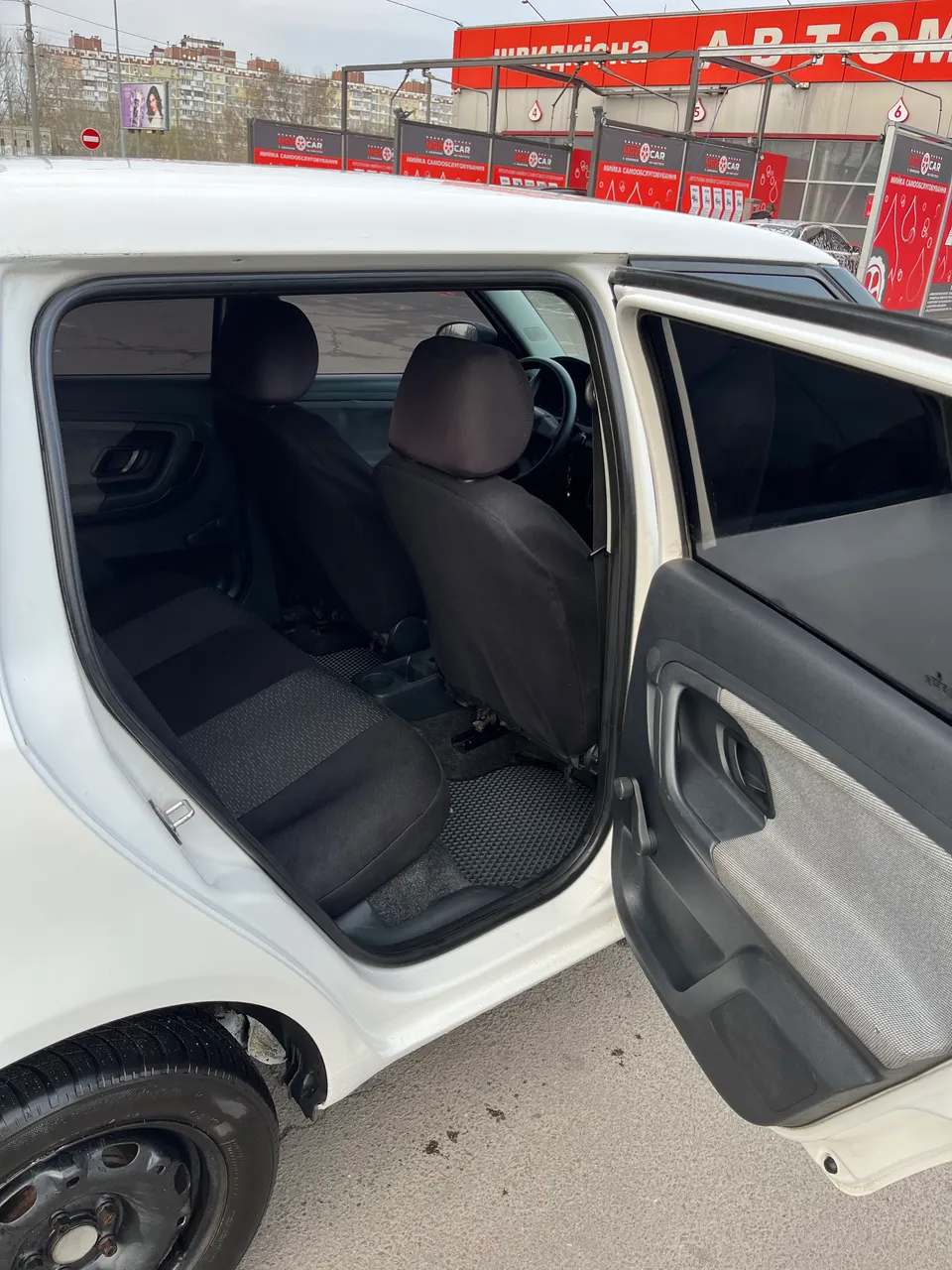 Skoda Fabia - фото 10