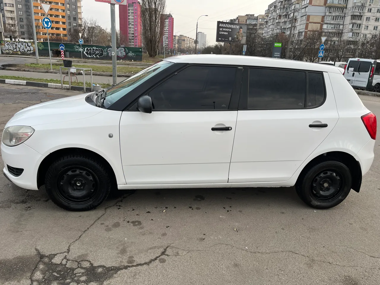 Skoda Fabia - фото 4