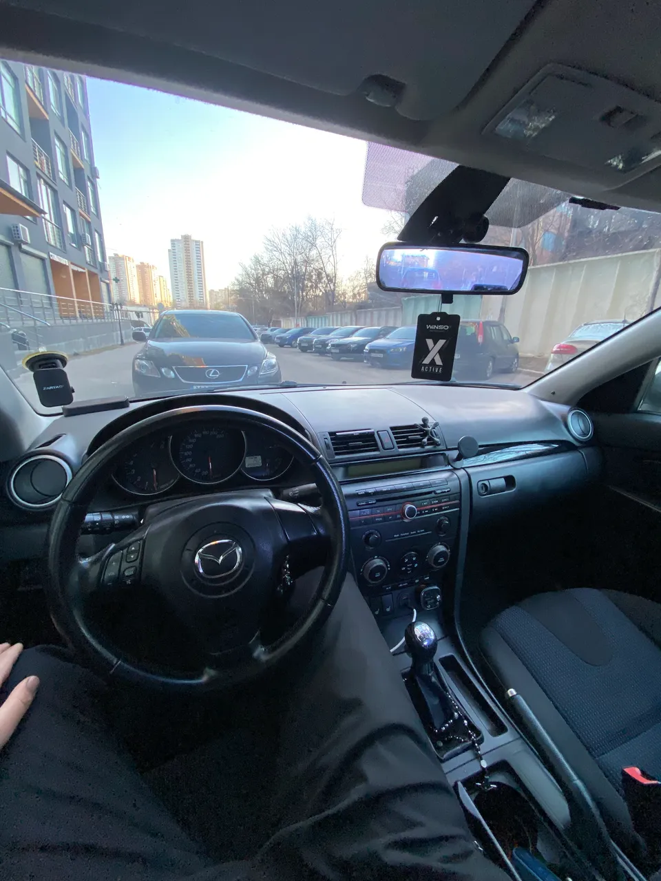 Mazda 3 - фото 5