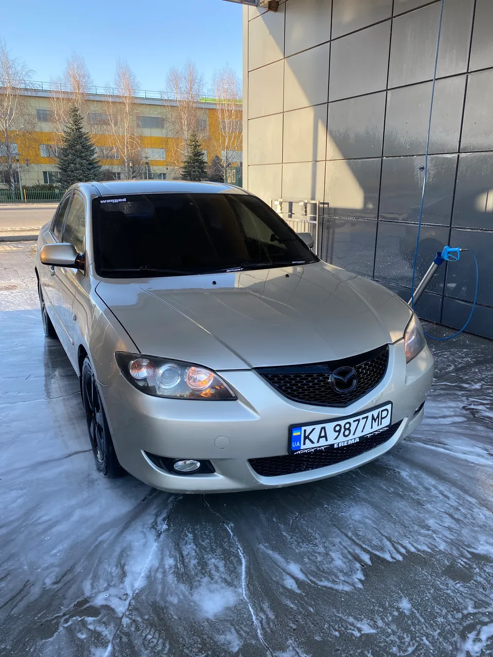 Mazda 3 - фото 11