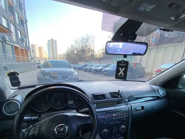 Mazda 3 - фото 5