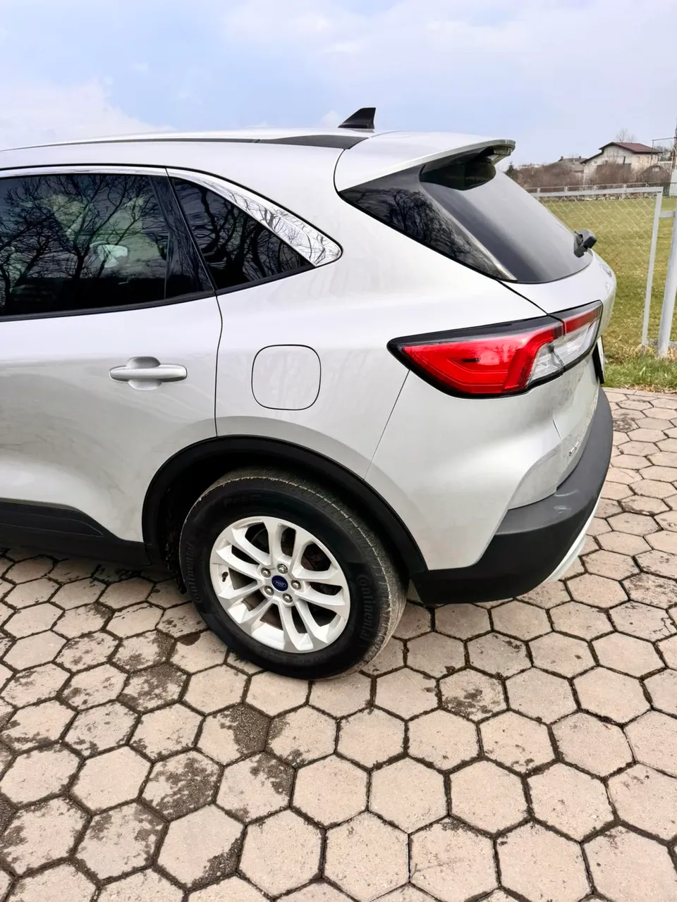 Ford Escape - фото 6