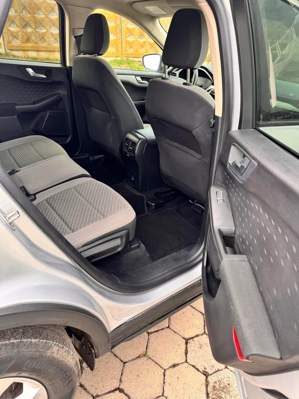 Ford Escape - фото 10