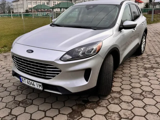 Ford Escape - фото 5