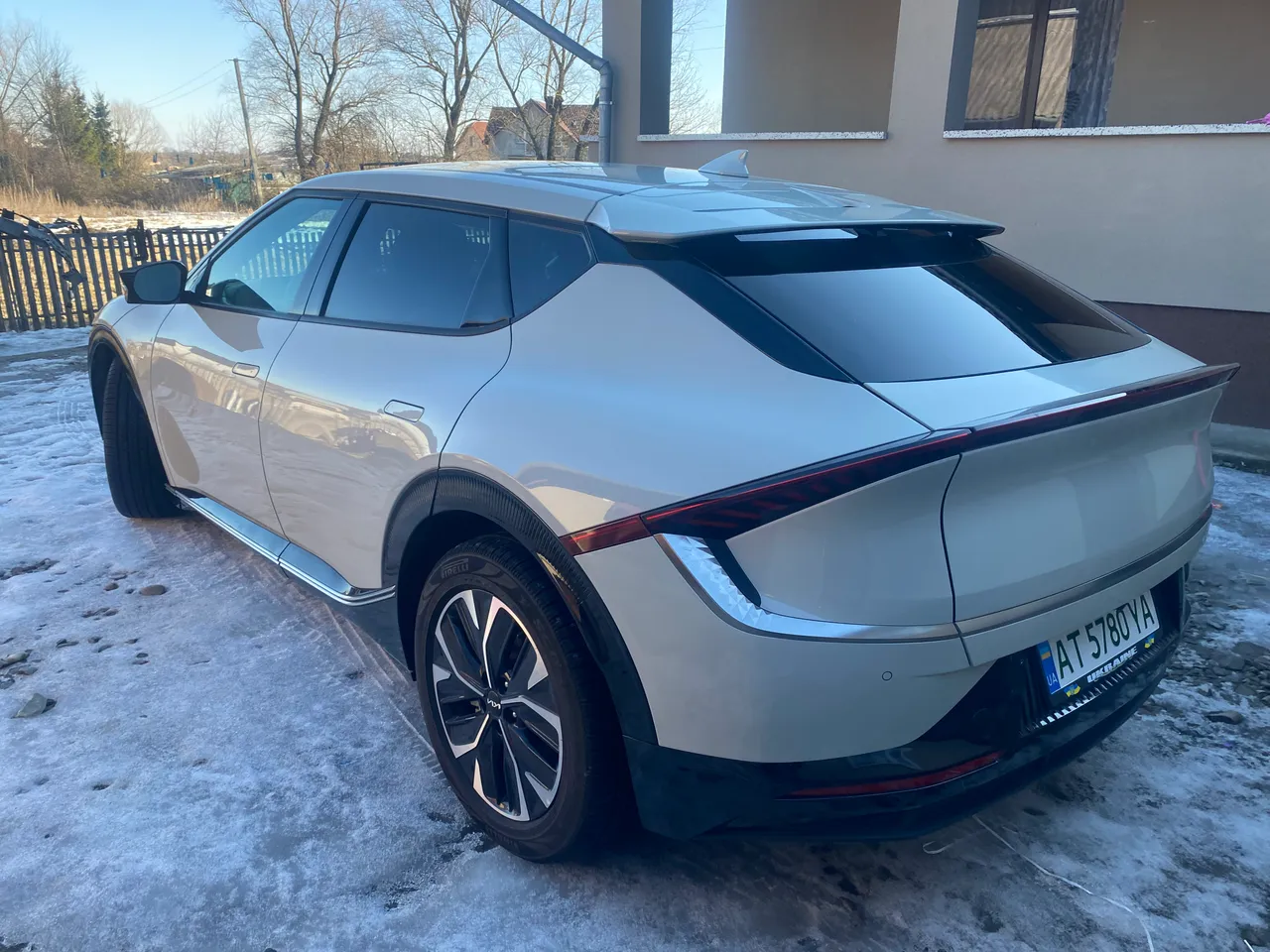 Kia EV6 - фото 5