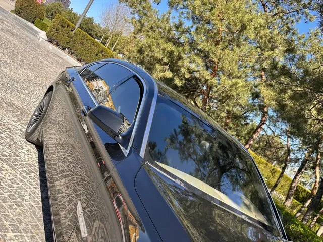 BMW 7 серії - фото 3