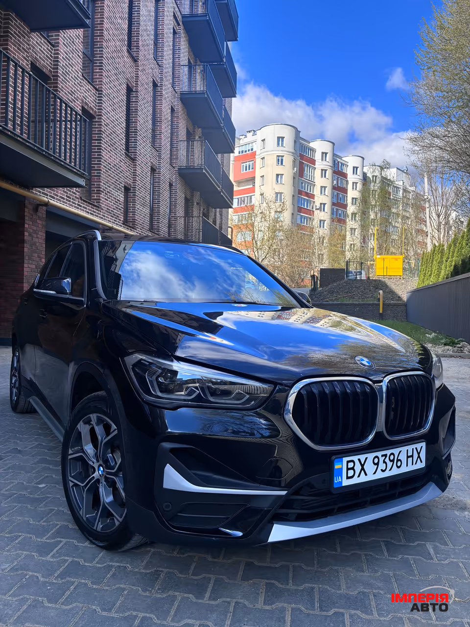 BMW X1 - фото 1
