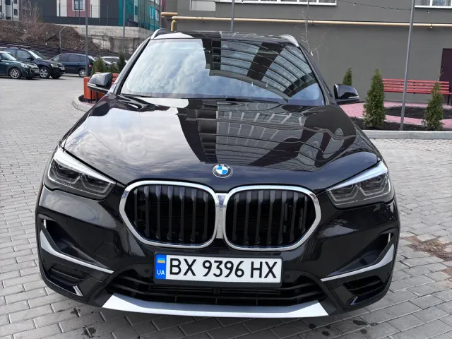 BMW X1 - фото 2