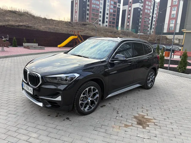 BMW X1 - фото 5