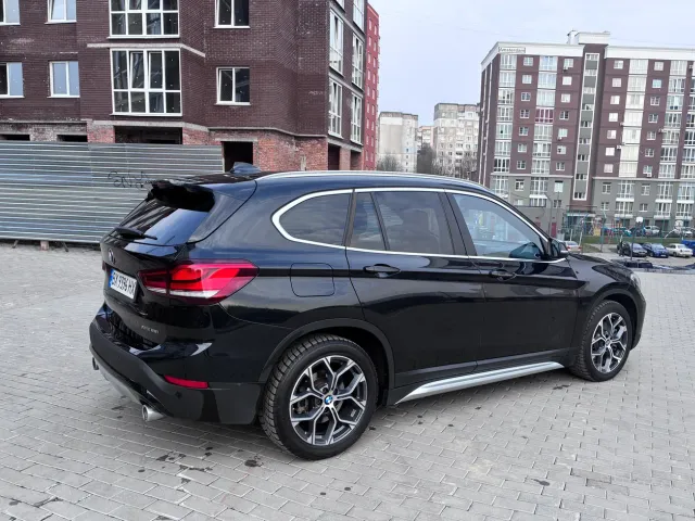 BMW X1 - фото 4
